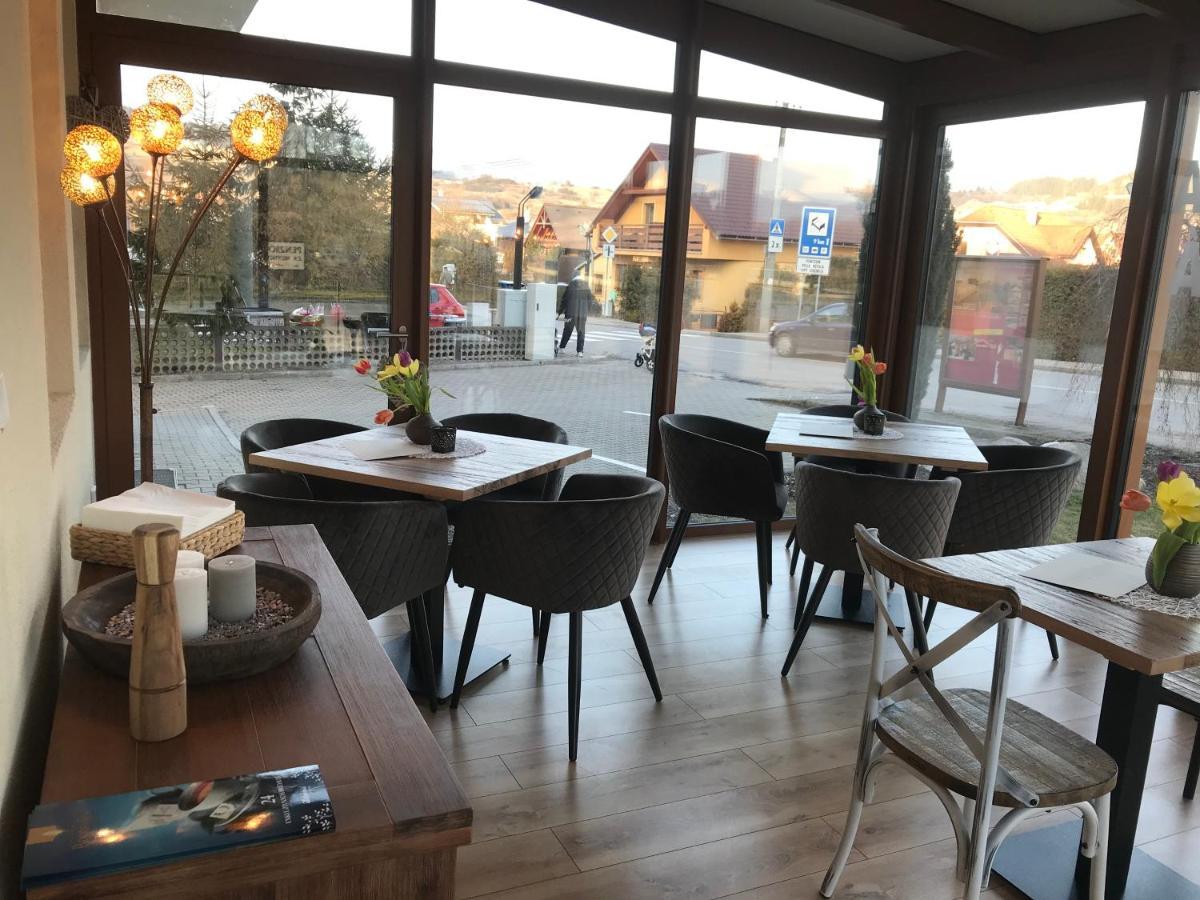 My Mara Maja Apartman C 4 Bešeňová エクステリア 写真